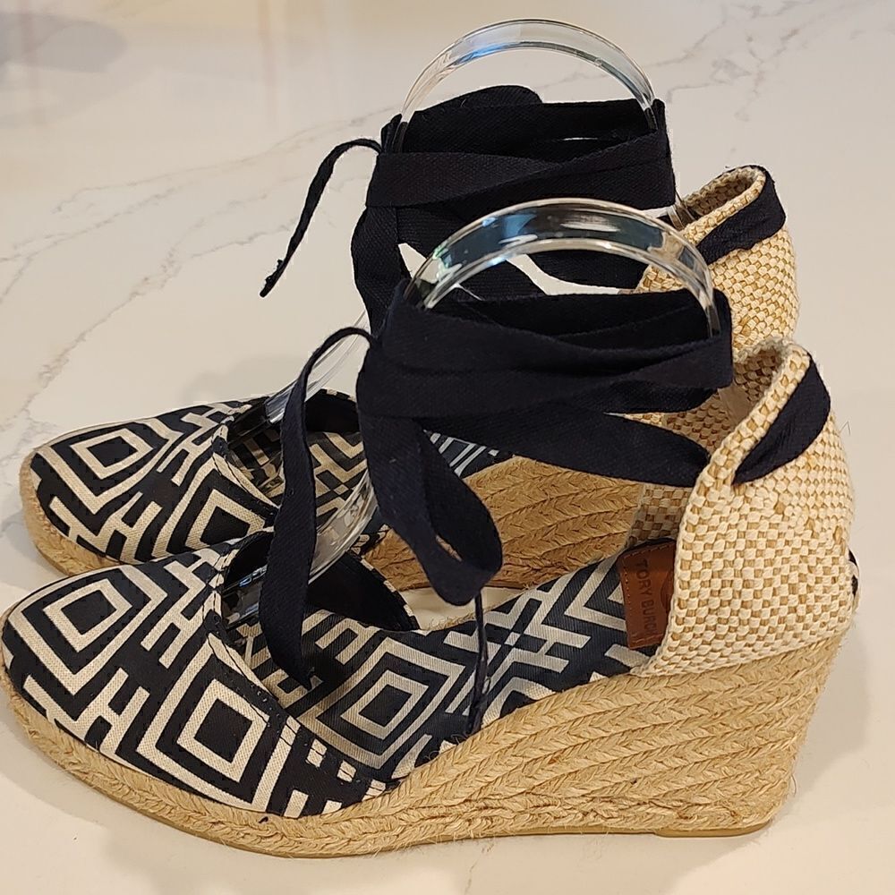 Tory Burch Geo Print Platform Wedge Espadrilles Navy White Boho Sandals - Picture 3 of 11